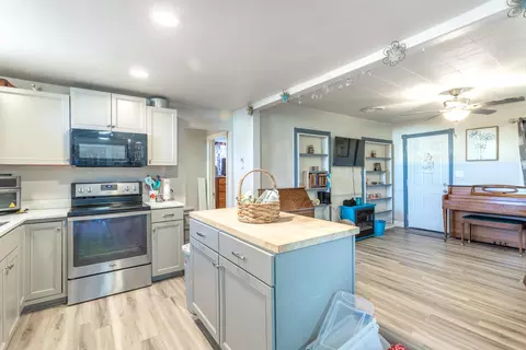 Kitchen - 1012 State St, Redding, CA 96001 photo 3 of 3