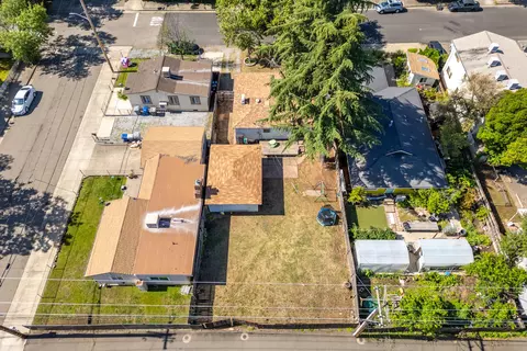 View/Area - 1012 State St, Redding, CA 96001 photo 1 of 2