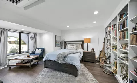 Bedroom - 7067 Tucker Ln, Redding, CA 96002 photo 1 of 12