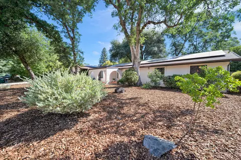Exterior - 7067 Tucker Ln, Redding, CA 96002 photo 12 of 15