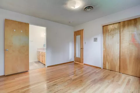 Bedroom - 1228 Ledell Dr, Redding, CA 96002 photo 5 of 8