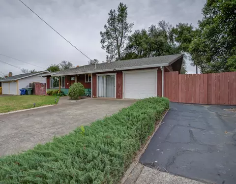 Exterior - 1228 Ledell Dr, Redding, CA 96002 photo 4 of 17