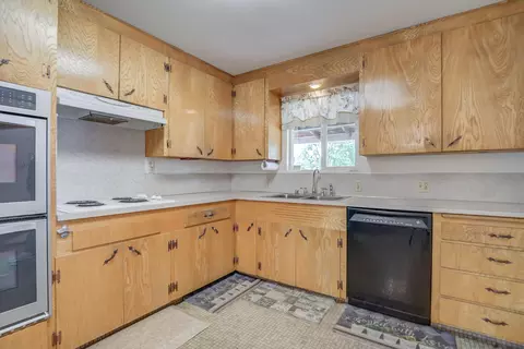 Kitchen - 1228 Ledell Dr, Redding, CA 96002 photo 1 of 3