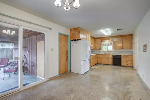 Kitchen - 1228 Ledell Dr, Redding, CA 96002 photo 3 of 3