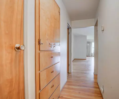 Entry Way - 1228 Ledell Dr, Redding, CA 96002 photo 2 of 2