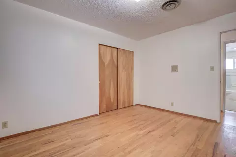 Bedroom - 1228 Ledell Dr, Redding, CA 96002 photo 3 of 8