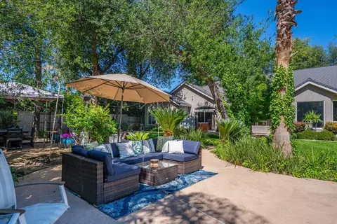 Exterior - 2357 Templeton Dr, Redding, CA 96002 photo 13 of 25