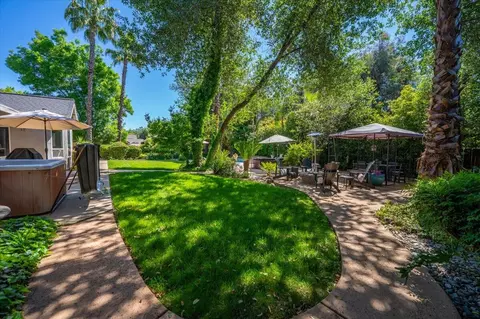 Exterior - 2357 Templeton Dr, Redding, CA 96002 photo 8 of 25