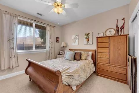 Bedroom - 2357 Templeton Dr, Redding, CA 96002 photo 4 of 5