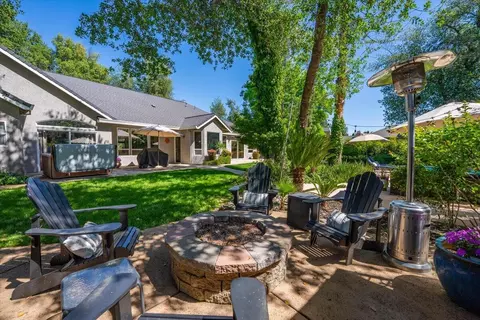 Exterior - 2357 Templeton Dr, Redding, CA 96002 photo 6 of 25