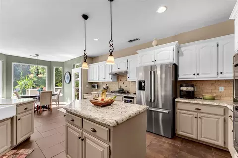 Kitchen - 2357 Templeton Dr, Redding, CA 96002 photo 1 of 6