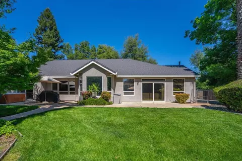 Exterior - 2357 Templeton Dr, Redding, CA 96002 photo 17 of 25