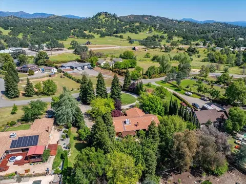 View/Area - 16476 Plateau Cir, Redding, CA 96001 photo 1 of 3