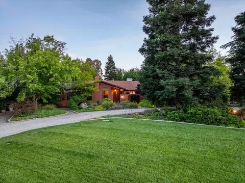 Exterior - 16476 Plateau Cir, Redding, CA 96001 photo 4 of 46