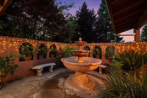 Exterior - 16476 Plateau Cir, Redding, CA 96001 photo 7 of 46
