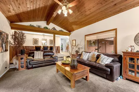Living - 16476 Plateau Cir, Redding, CA 96001 photo 3 of 6