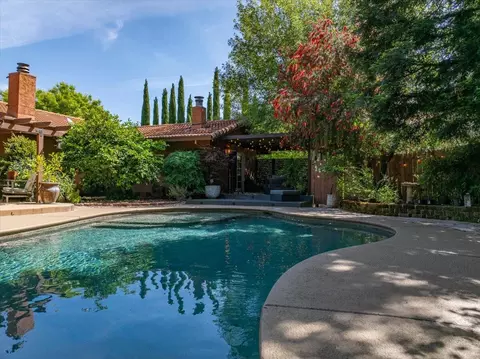 Exterior - 16476 Plateau Cir, Redding, CA 96001 photo 40 of 46