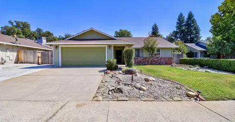 1863 Breckenwood Dr, Redding, CA 96002