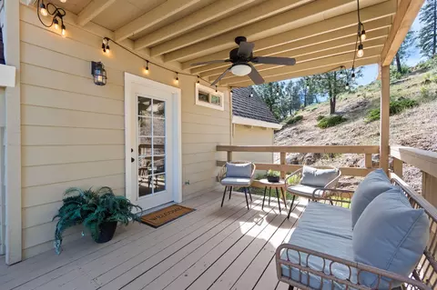 Exterior - 15754 Rock Creek Rd, Redding, CA 96001 photo 10 of 20
