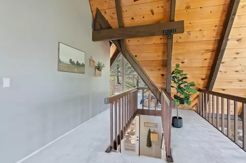 Entry Way - 15754 Rock Creek Rd, Redding, CA 96001 photo 2 of 5