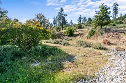 Exterior - 15754 Rock Creek Rd, Redding, CA 96001 photo 19 of 20