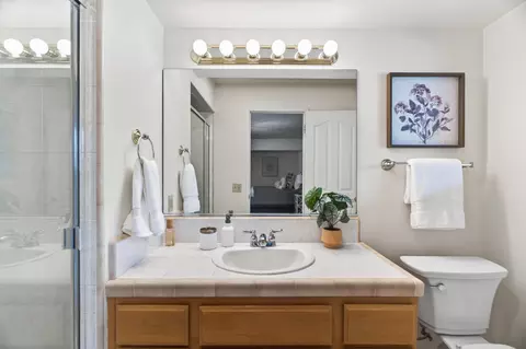 Bath - 7137 Granada Dr, Redding, CA 96002 photo 1 of 6
