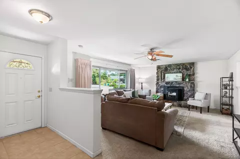 Entry Way - 7137 Granada Dr, Redding, CA 96002 photo 1 of 1