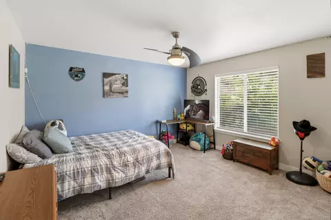 Bedroom - 7300 Placer Rd, Redding, CA 96001 photo 6 of 10