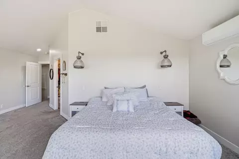 Bedroom - 7300 Placer Rd, Redding, CA 96001 photo 4 of 10