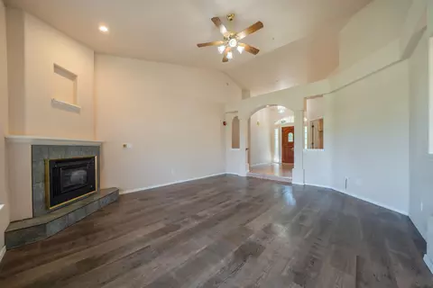 Living - 3438 Showboat Ct, Redding, CA 96003 photo 3 of 11
