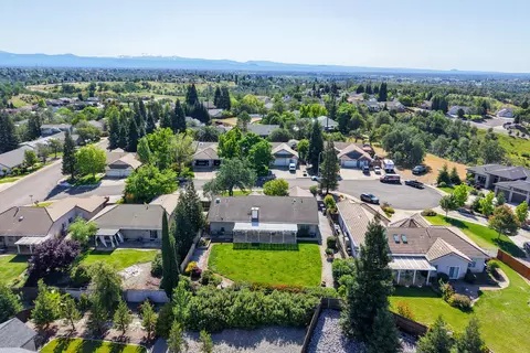 View/Area - 3438 Showboat Ct, Redding, CA 96003 photo 2 of 5