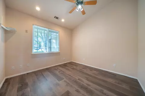 Living - 3438 Showboat Ct, Redding, CA 96003 photo 8 of 11