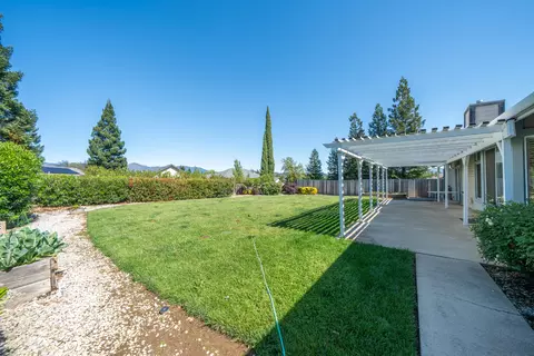 Exterior - 3438 Showboat Ct, Redding, CA 96003 photo 14 of 20
