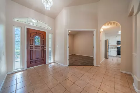 Entry Way - 3438 Showboat Ct, Redding, CA 96003 photo 1 of 1