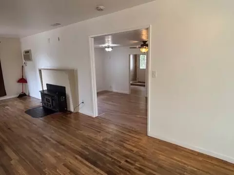 Living - 510 David Ave, Red Bluff, CA 96080 photo 9 of 11