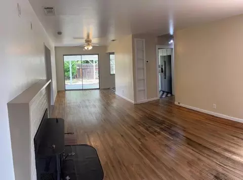 Living - 510 David Ave, Red Bluff, CA 96080 photo 3 of 11
