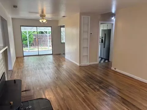 Living - 510 David Ave, Red Bluff, CA 96080 photo 1 of 11