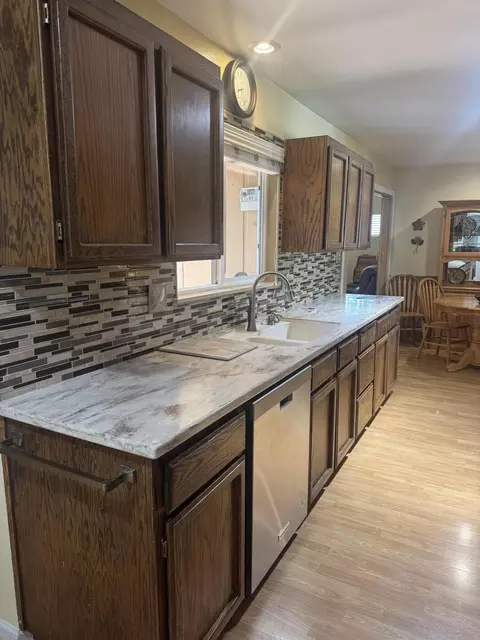 Kitchen - 37023 Park Ave, Burney, CA 96013 photo 3 of 9