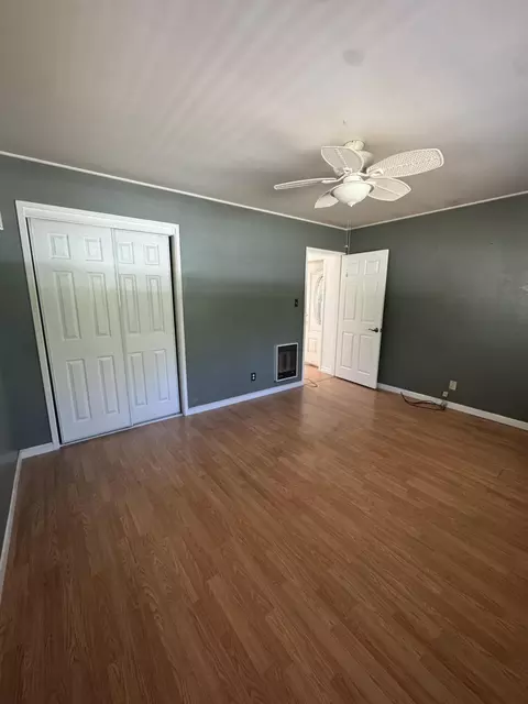 Bedroom - 37023 Park Ave, Burney, CA 96013 photo 2 of 6