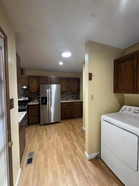 Kitchen - 37023 Park Ave, Burney, CA 96013 photo 7 of 9