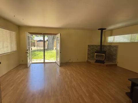 Living - 37023 Park Ave, Burney, CA 96013 photo 6 of 9