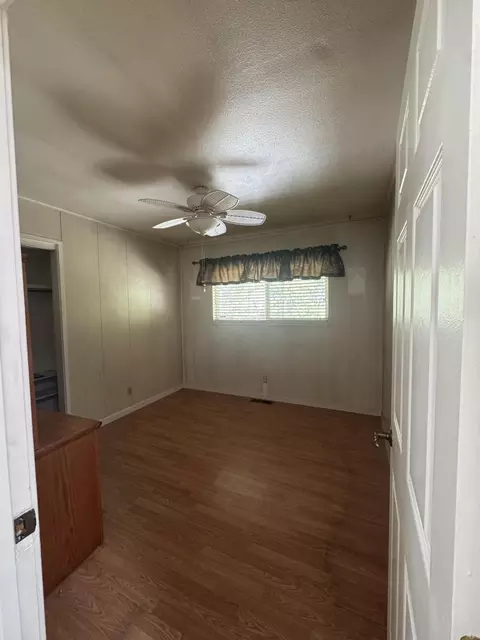 Bedroom - 37023 Park Ave, Burney, CA 96013 photo 4 of 6