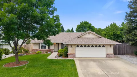3226 Dartford Dr, Shasta Lake, CA 96019
