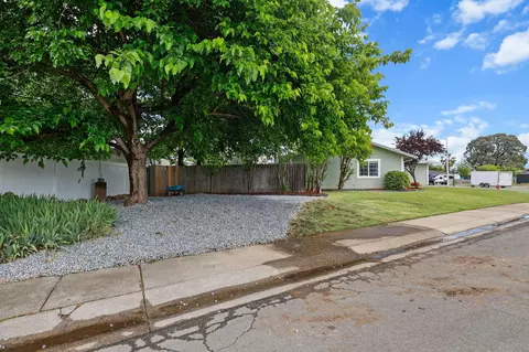 4310 Swallowtail Ct, Redding, CA 96003 photo 43