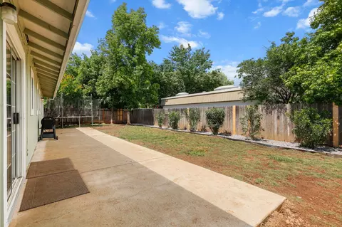 4310 Swallowtail Ct, Redding, CA 96003 photo 14