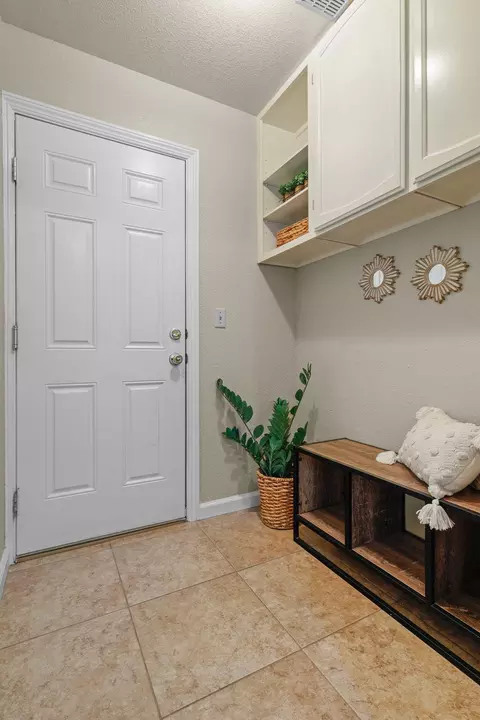 4310 Swallowtail Ct, Redding, CA 96003 photo 11