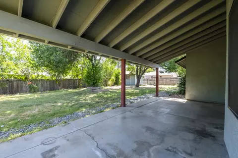 Exterior - 19331 Hollow Ln, Redding, CA 96003 photo 2 of 4