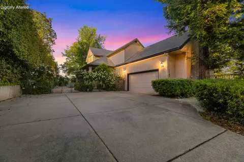 1765 Gold Hills Dr, Redding, CA 96003