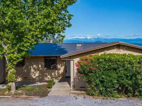 19250 Hill St, Anderson, CA 96007