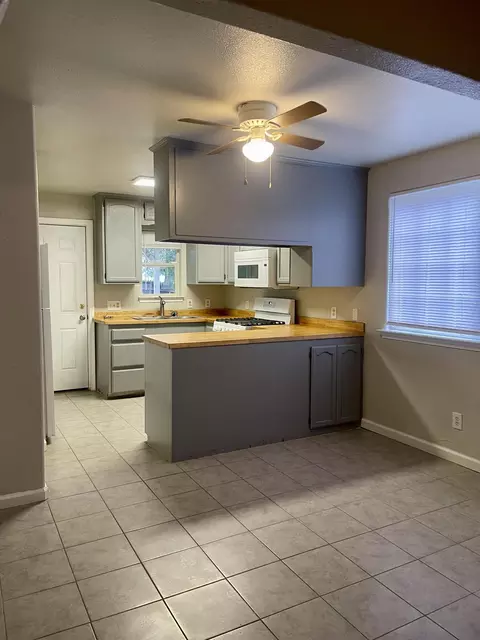 Kitchen - 11521154 Echo Rd, Redding, CA 96002 photo 1 of 3
